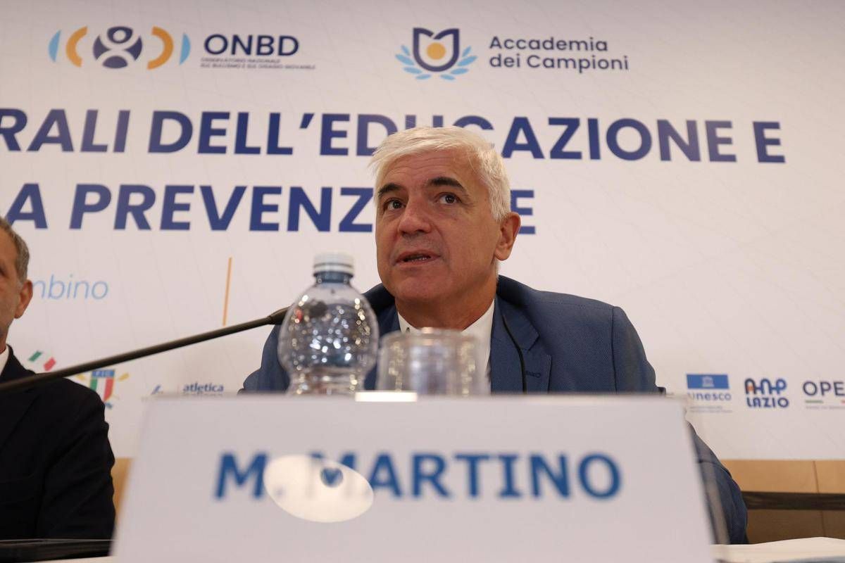 Bullismo, Martino: "Polizia si evolve tra tecnologie e ricerca disagio sul territorio" -