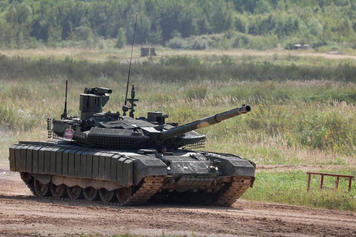 Russia, il piano fino al 2028: migliaia di tank, il messaggio per la Nato - 