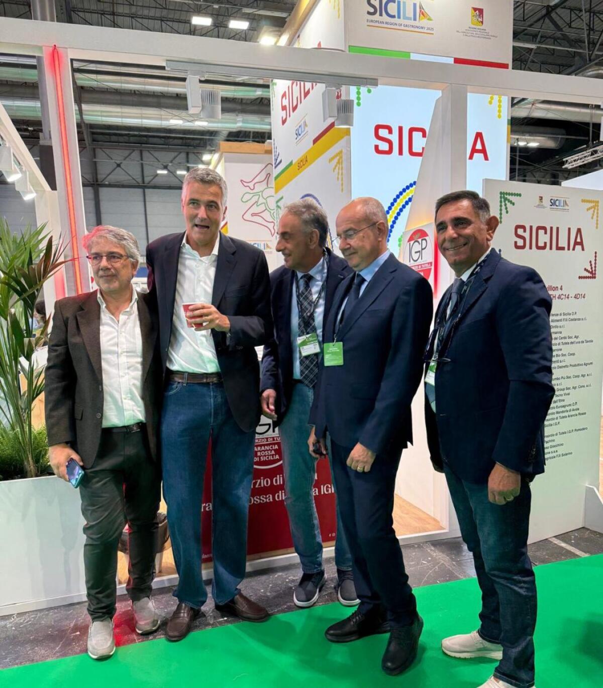 Arancia Rossa di Sicilia conquista Madrid | Scopri come l'Italia si reinventa nell'ortofrutta! -