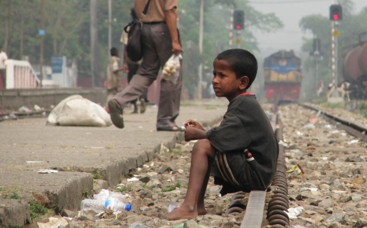 Bambini denutriti creati dall’AI | La nuova era del "poverty porn" ti sorprenderà! -