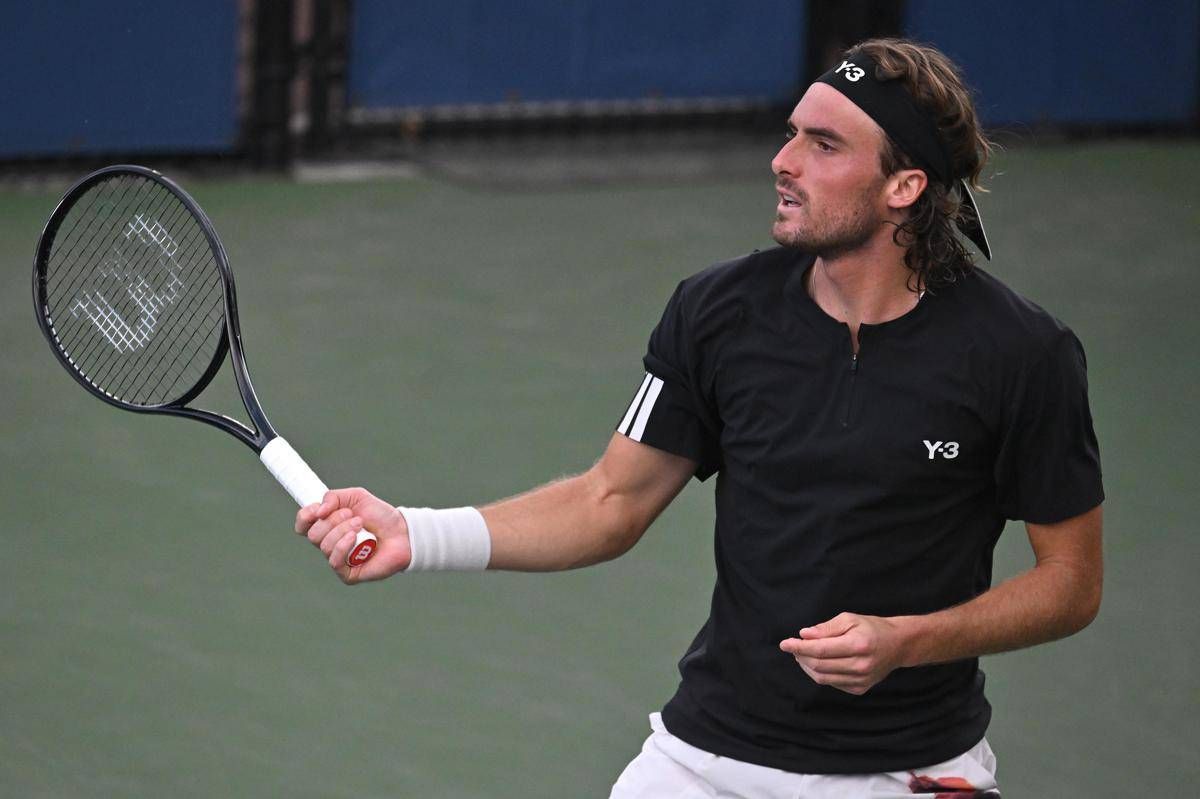 Tsitsipas, 'arma segreta' con Sinner può essere... una racchetta d'oro? -