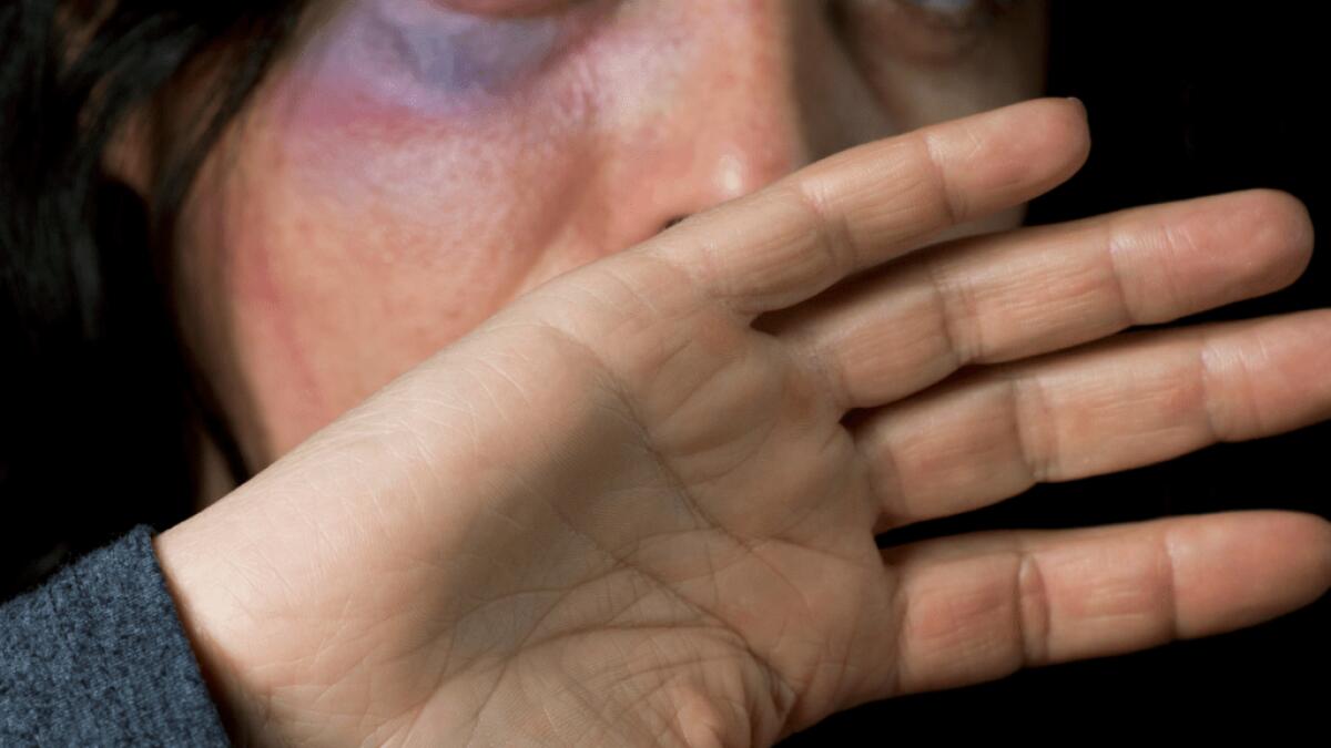 Violenza inaudita in pieno giorno | La veritĂ  scomoda di un marito in crisi! -