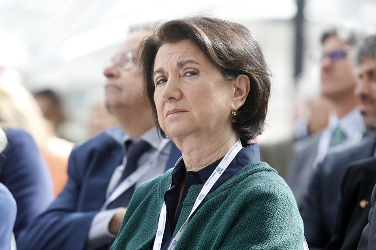 La ministra Roccella svela la verità sull'antisemitismo | È davvero solo un'eredità fascista? - 