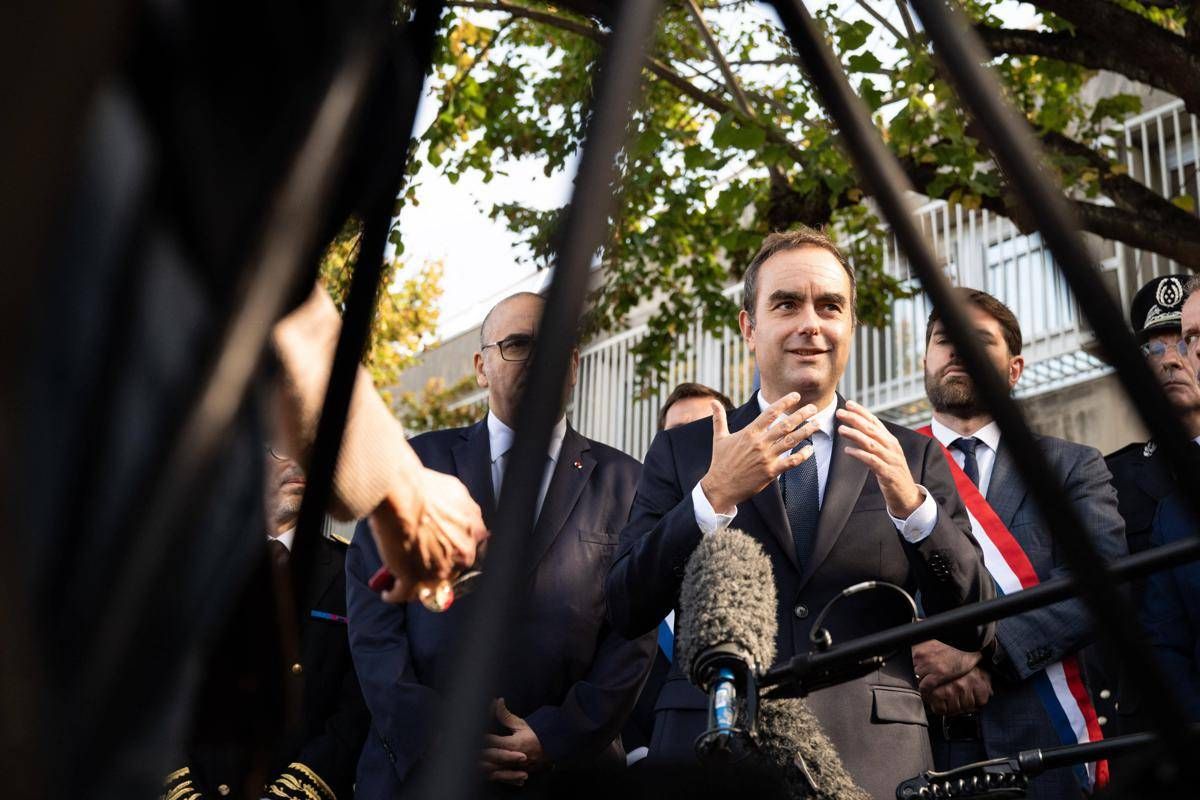 Francia, nominato governo Lecornu II con 34 ministri: Barrot e Darmanin confermati - 