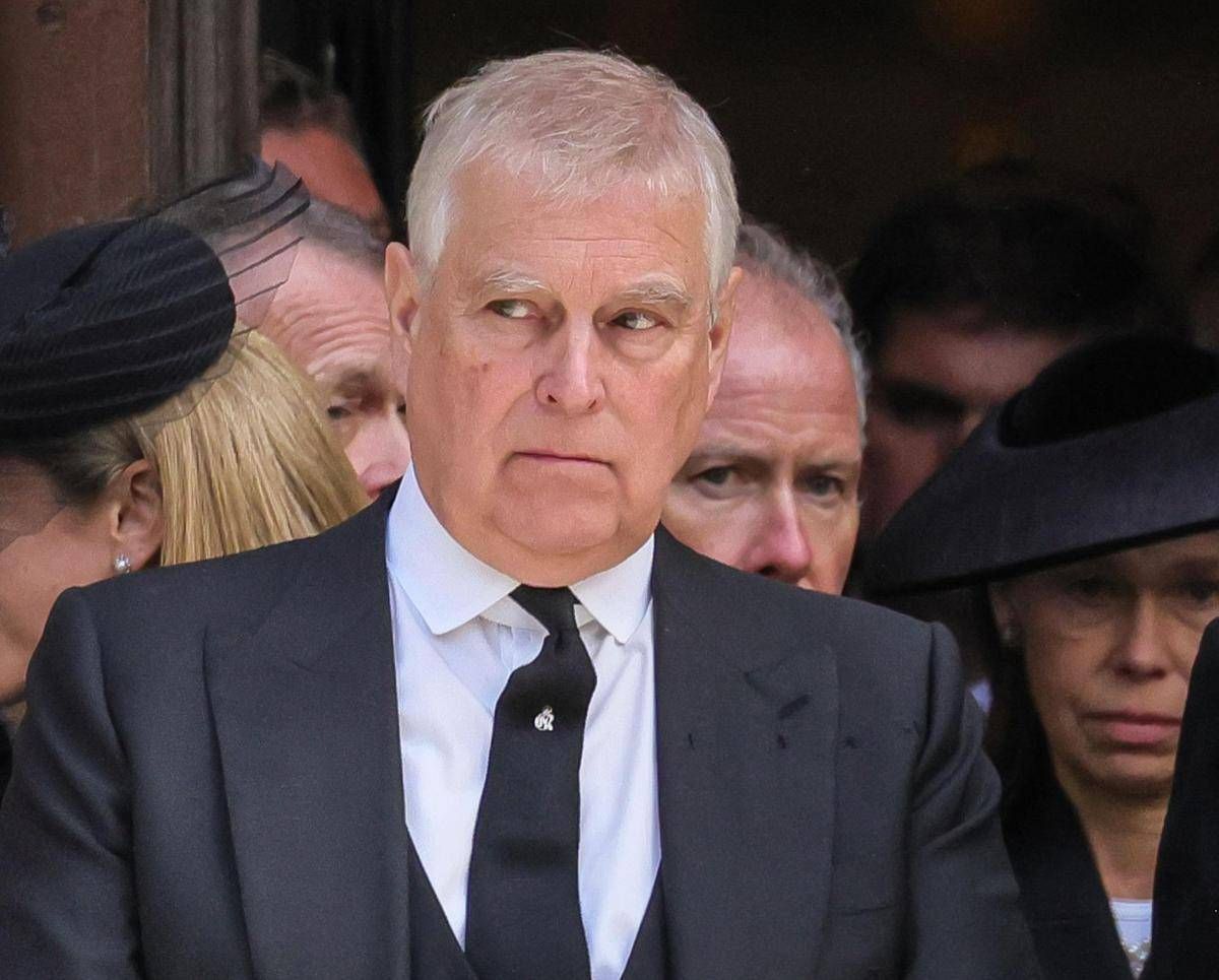 Principe Andrea rinuncia al suo titolo reale -