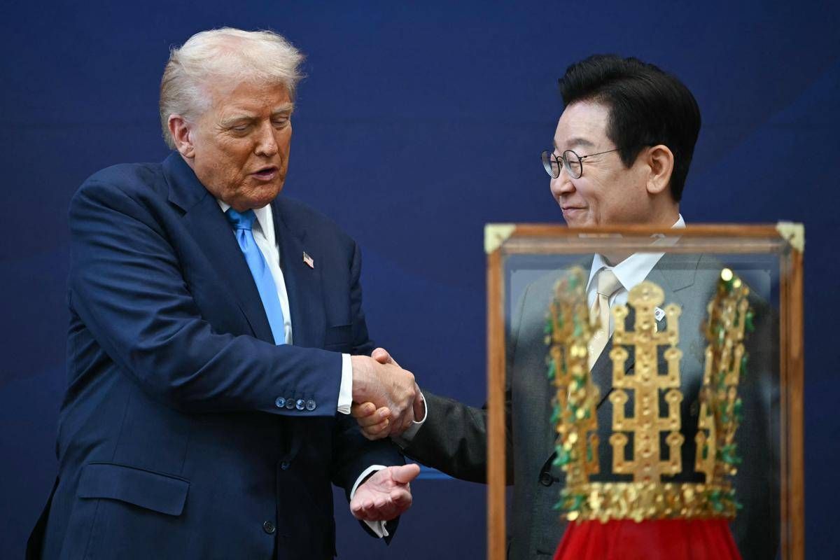 Trump 'incoronato' in Corea, un regalo da re per il presidente -