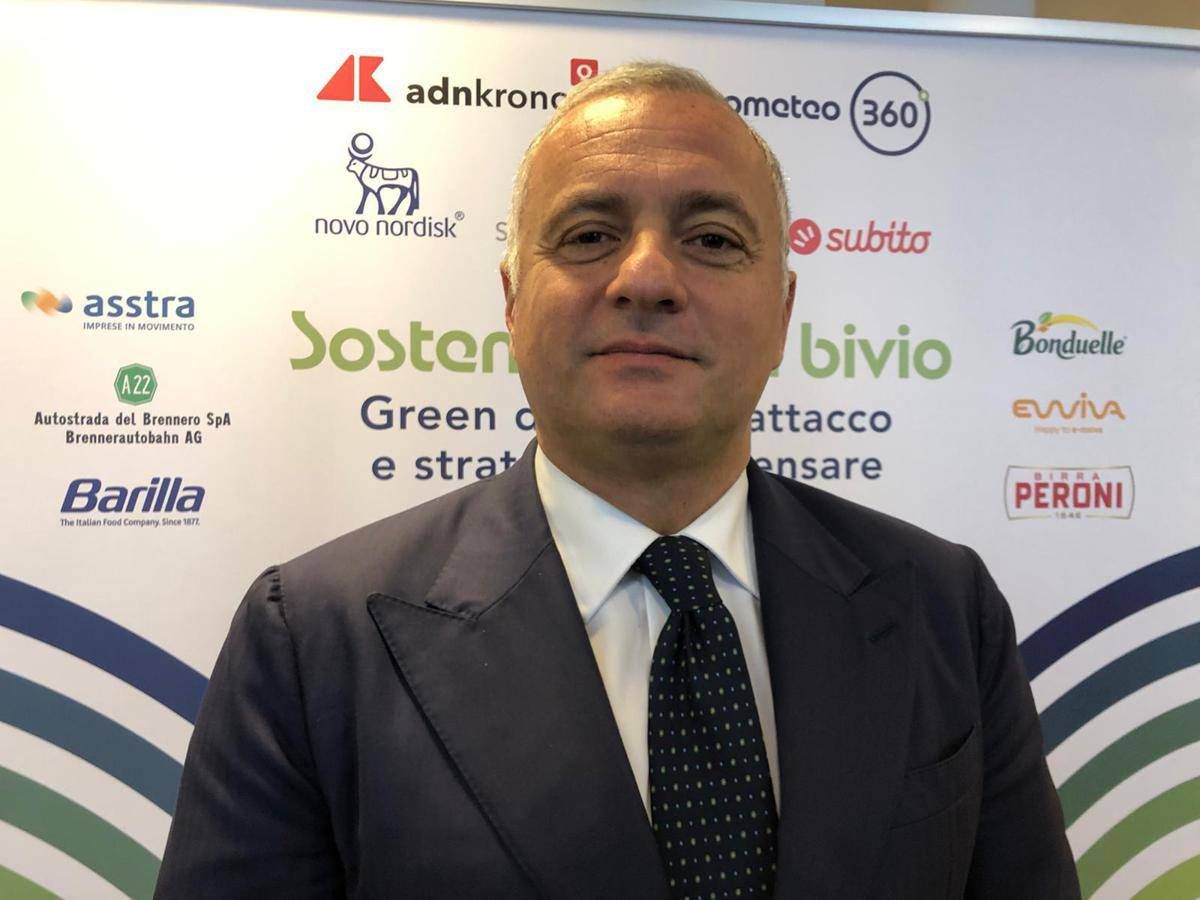 Auto, Calcara (Hyundai Italia): "Net zero al 2045 e al lavoro per prezzi più accessibili" -