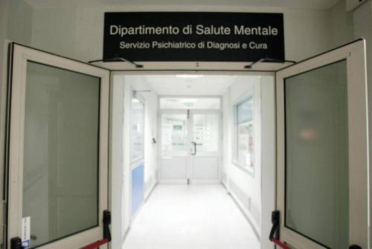 Salute: 1 italiano su 4 vive con un disturbo mentale, un libro racconta le loro storie - 