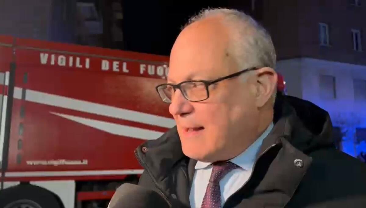 Minacce choc al sindaco Gualtieri | Perché la politica si unisce contro un'intimidazione inaccettabile? - 