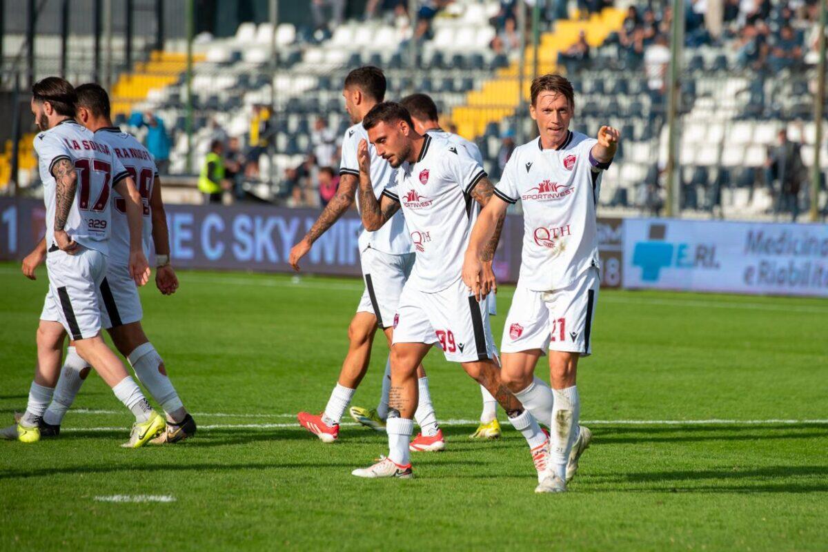 Trapani Calcio sorprende dopo 25 anni | Ma cosa nasconde questa vittoria inaspettata? - 
