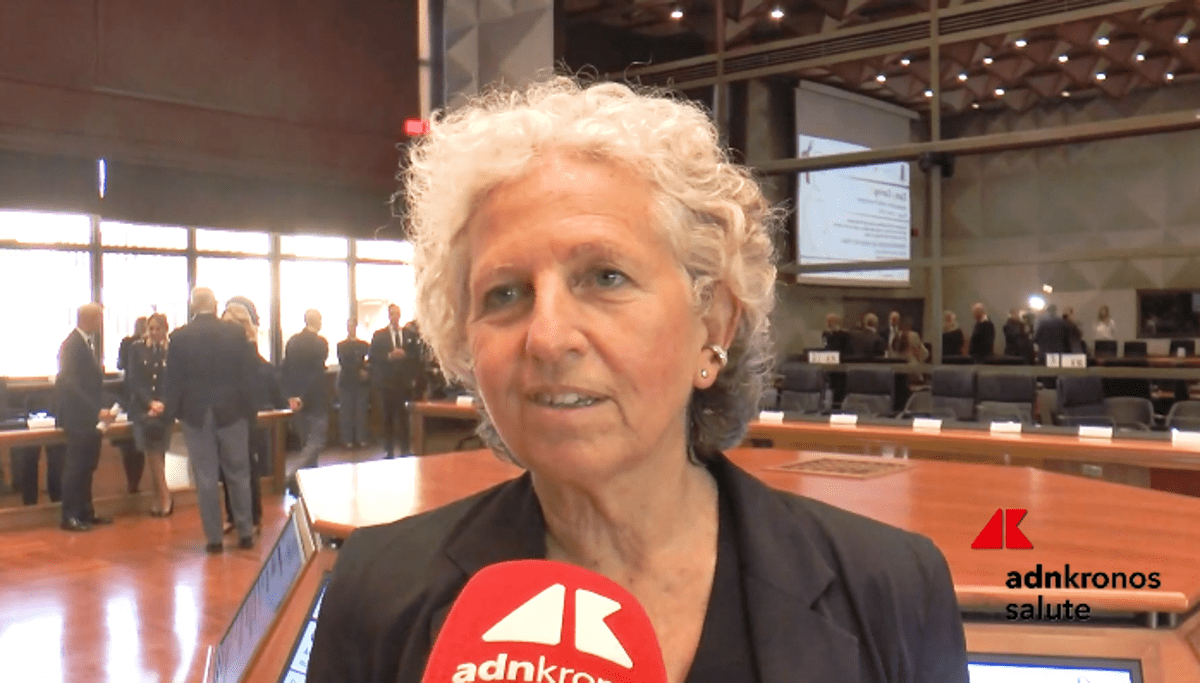 Prevenzione cancro seno, Patarnello (AstraZeneca): "Poliziotte modello positivo" -