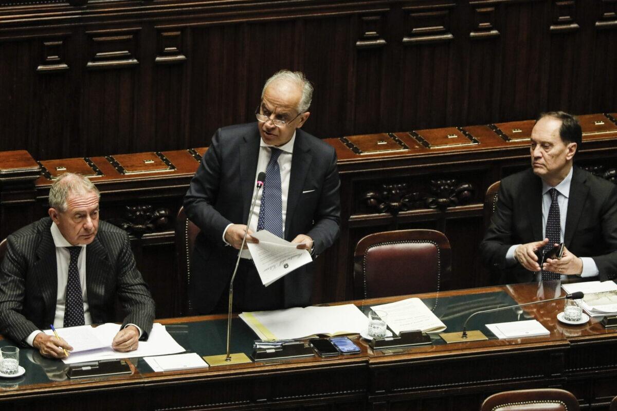 Disordini in Italia | La verità nascosta dietro le manifestazioni è scioccante! - 