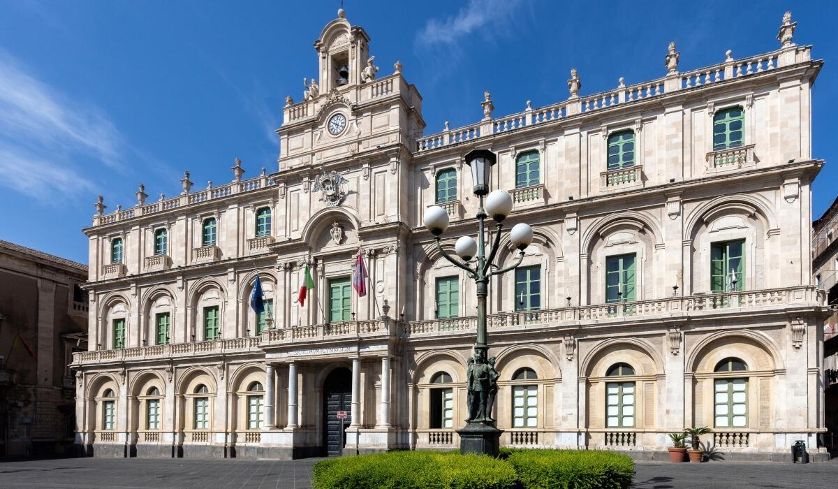 Università di Catania | Scopri il segreto delle 34 nuove Scuole di Specializzazione che cambieranno il futuro dei medici! - 
