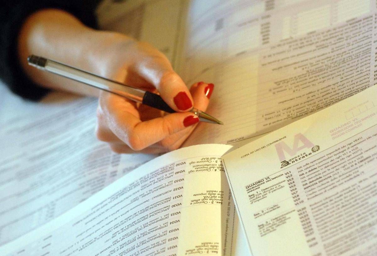 Le tasse pagate troppo, da pochi, sempre gli stessi: il paradosso del fisco italiano - 