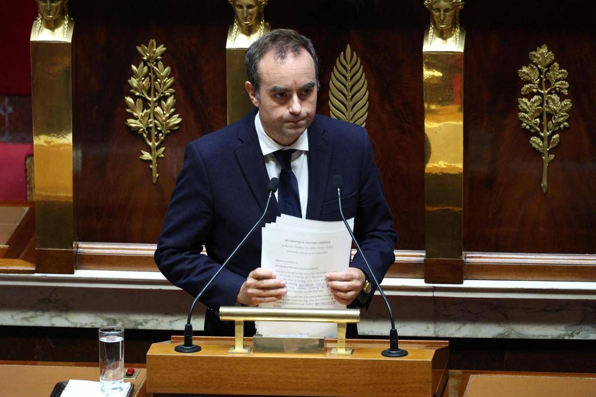 Francia, Lecornu: "Riforma delle pensioni sospesa fino alle presidenziali" -