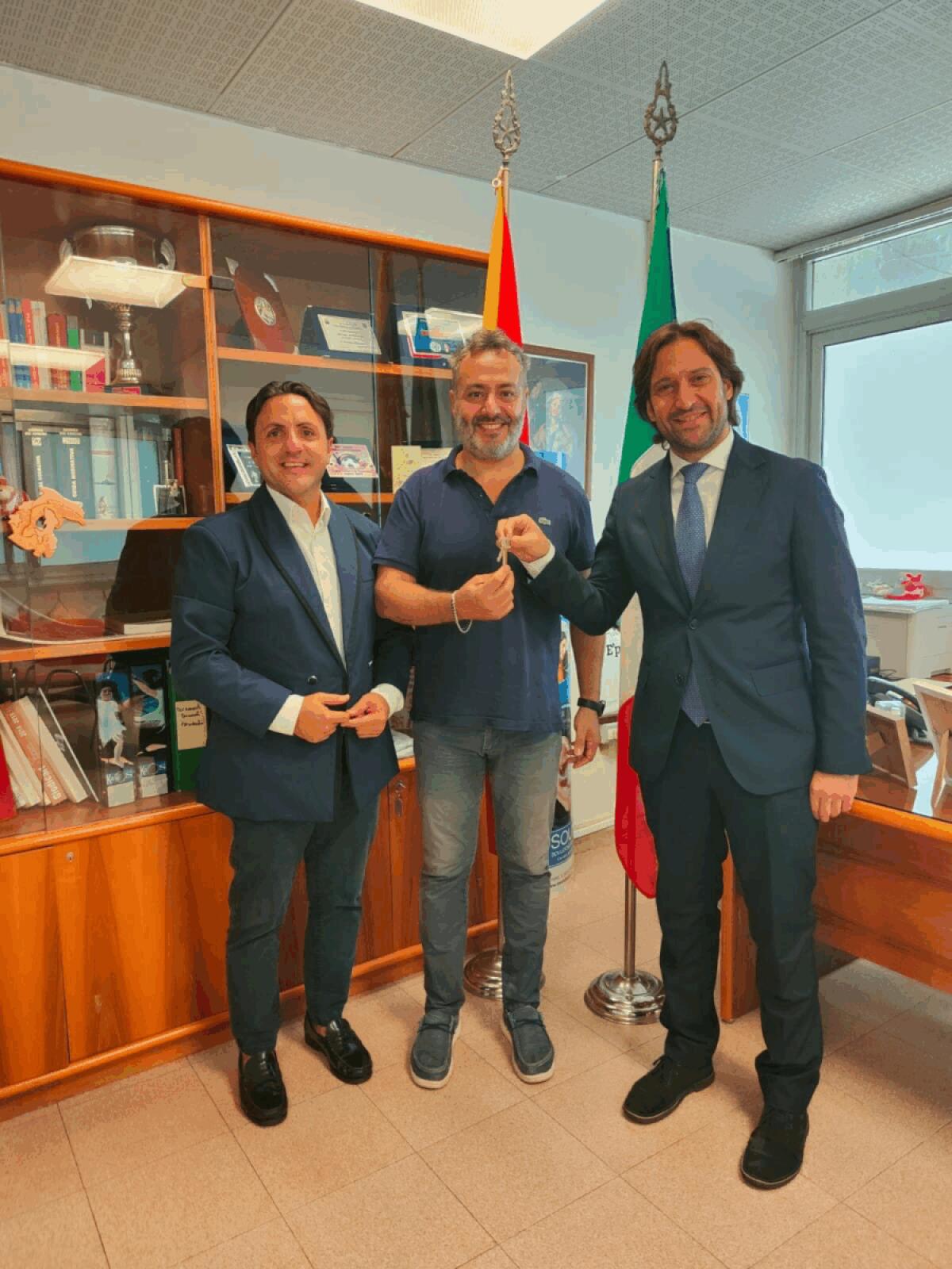 Palermo riscopre la solidarietà | Ecco come un gesto inaspettato cambia la vita a 5 bambini! -