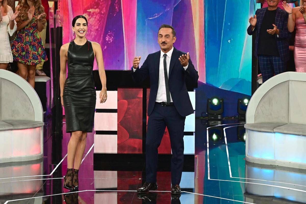 'Freeze - Chi sta fermo vince' stasera 14 ottobre: ospiti e anticipazioni -