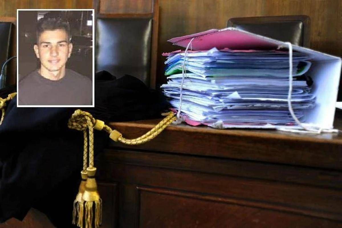 Uccise il padre per difendere la madre, è definitiva l'assoluzione per Alex Cotoia -