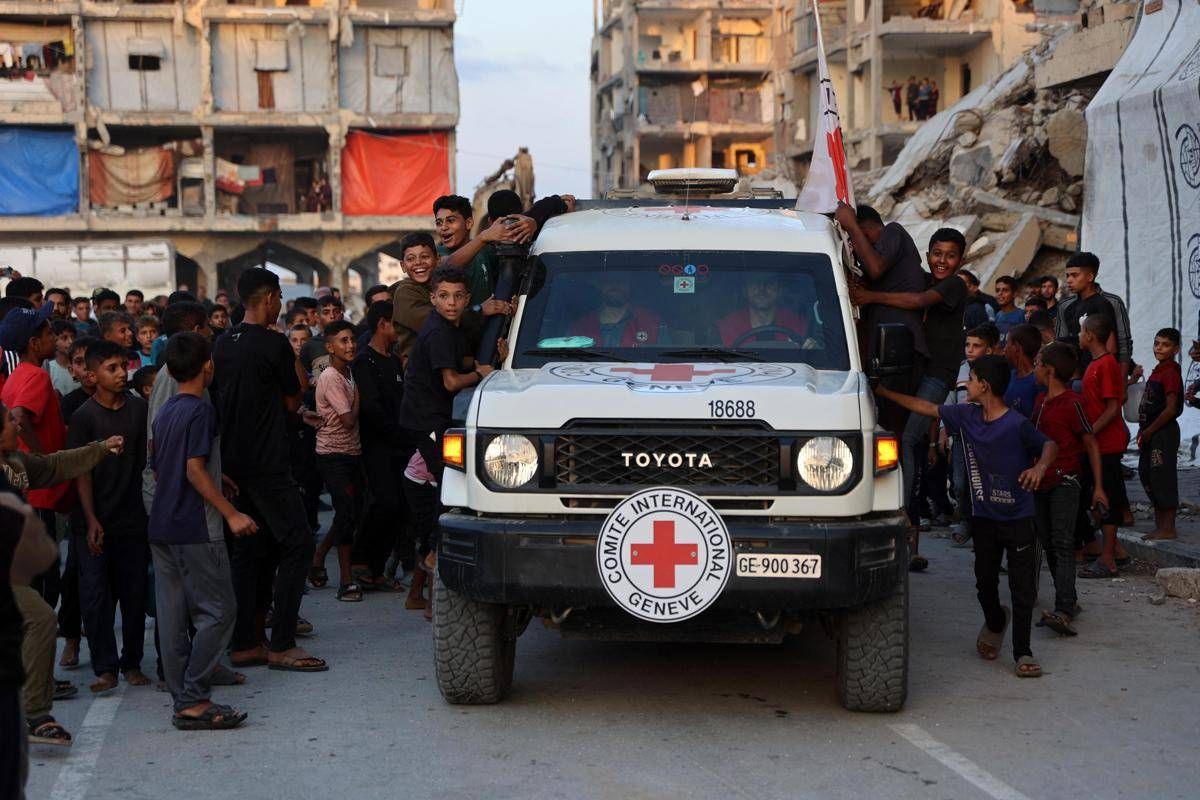 Gaza, identificato il corpo dell'ostaggio restituito da Hamas: è il 75enne Eliyahu Margalit -