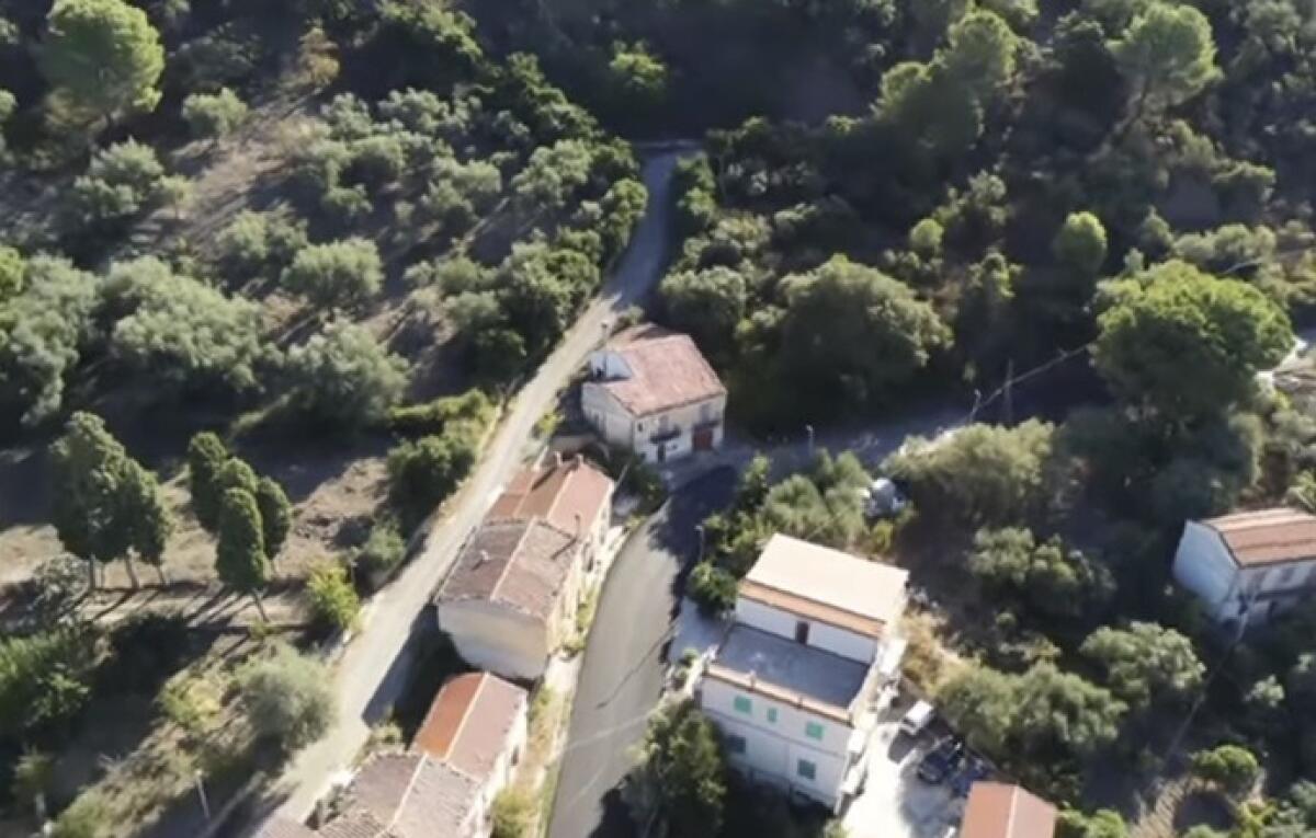 15 milioni di euro per salvare contrada Borrello | Scopri la verità dietro il piano della Regione Siciliana! - 