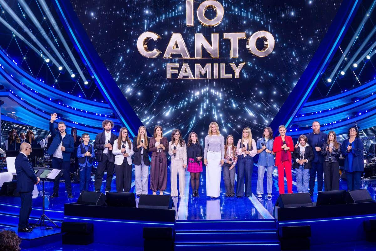 'Io Canto Family 2025', Matteo Verga e papà Mario sono i vincitori: il maxi premio - 