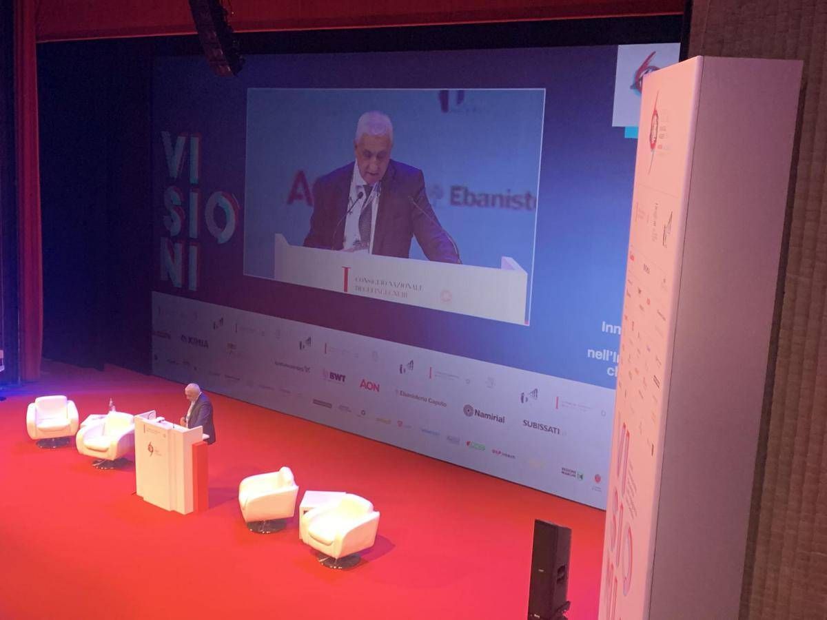 Professioni: Perrini (Cni): "Riforma momento decisivo per ingegneri" -