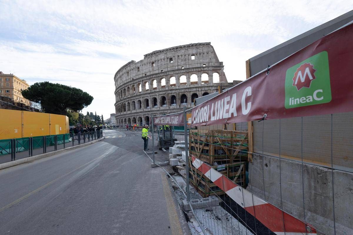 In Manovra tagli alle metro di Roma, Milano e Napoli: via 50 milioni alla linea C della Capitale - 