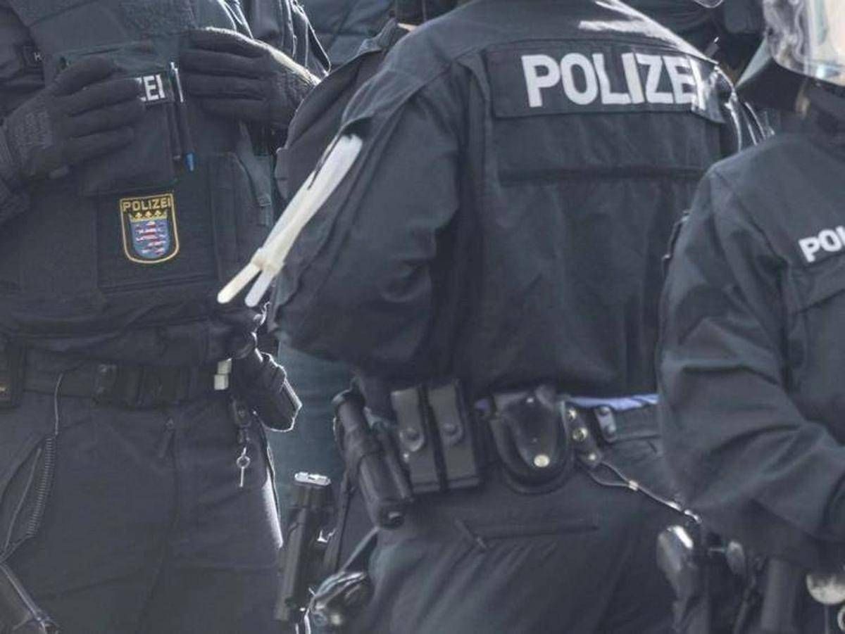 Tre membri di Hamas arrestati a Berlino: "Volevano colpire siti ebraici" - 