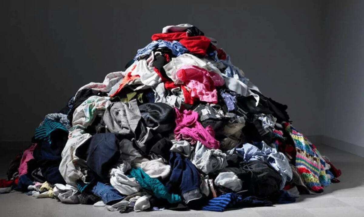 Rifiuti tessili in Sicilia | L'emergenza invisibile che ANCI non può ignorare! - 