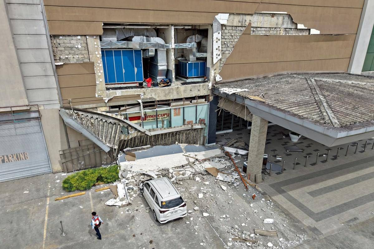Filippine, terremoto di magnitudo 7,4 nel sud del Paese: allarme tsunami revocato -