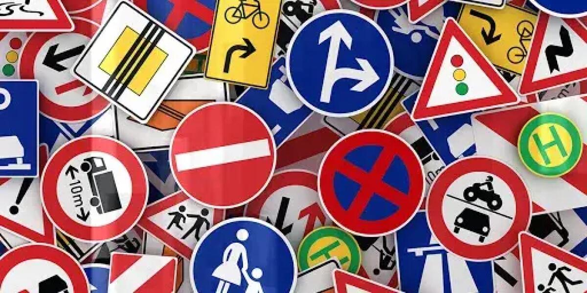 Lavori di pulizia straordinaria in piazza Casa Pia | Comune di Messina: cosa nasconde questo intervento? - 