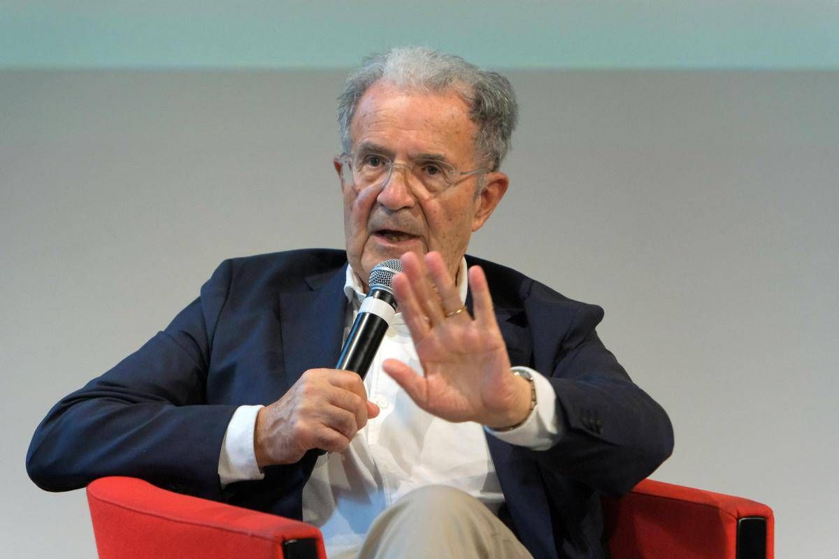 Prodi: "Meloni obbediente a Trump. Alternativa al governo è scarsa, non ha forza né visione" -