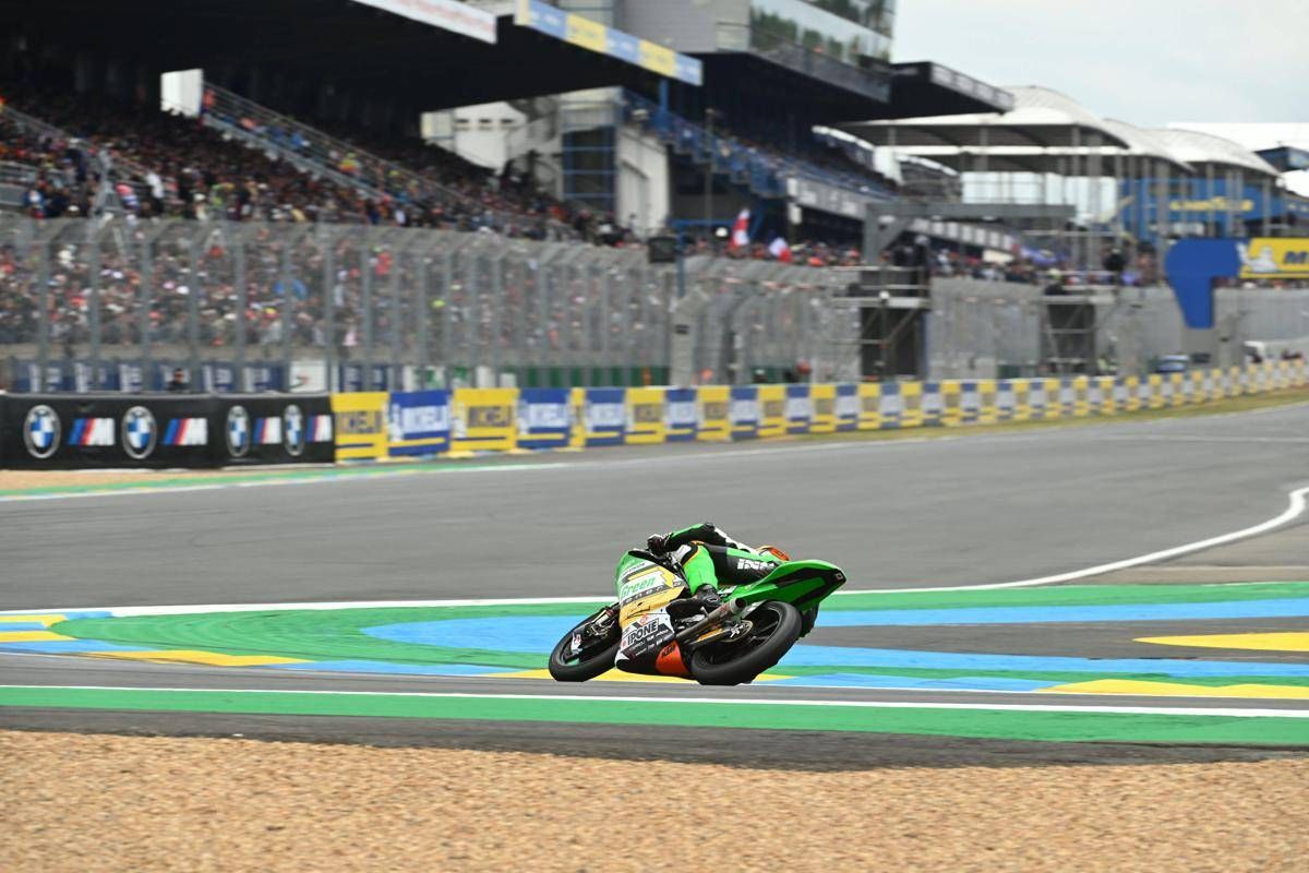 Incidente in Moto 3, Dettwiler colpito in pieno da Rueda: piloti in ospedale - 