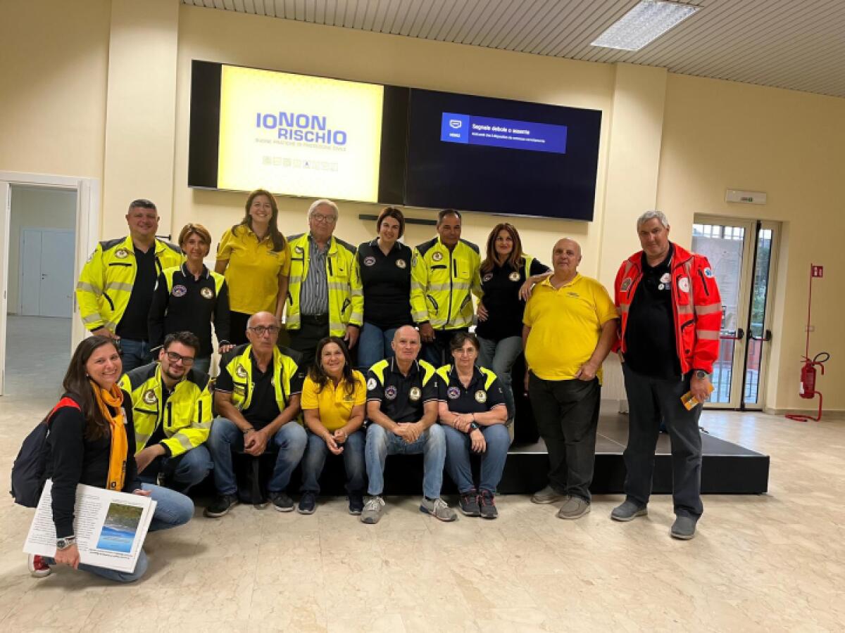 Comune di Messina: Scoprire perché l'addestramento dei volontari potrebbe salvarti la vita | Sei davvero pronto ad affrontare le emergenze? - 