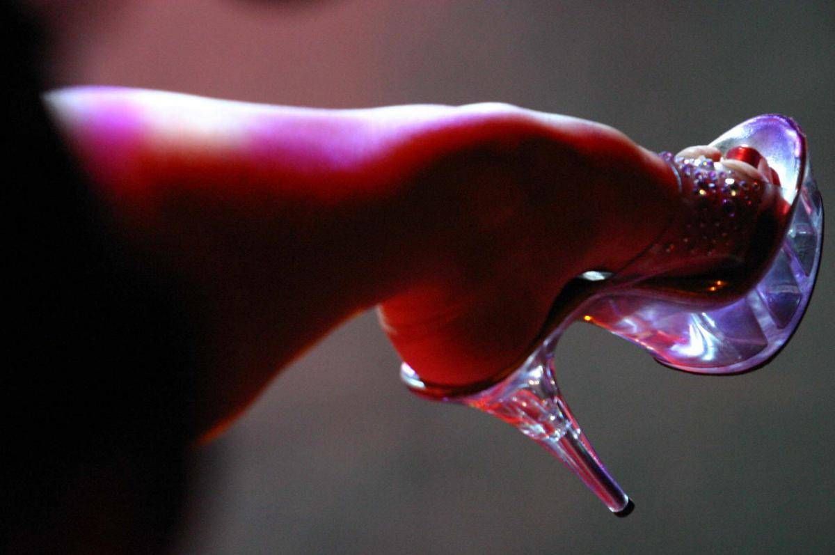 Stretta sul porno online, scatta obbligo verifica maggiore età per accedere a 48 siti web -