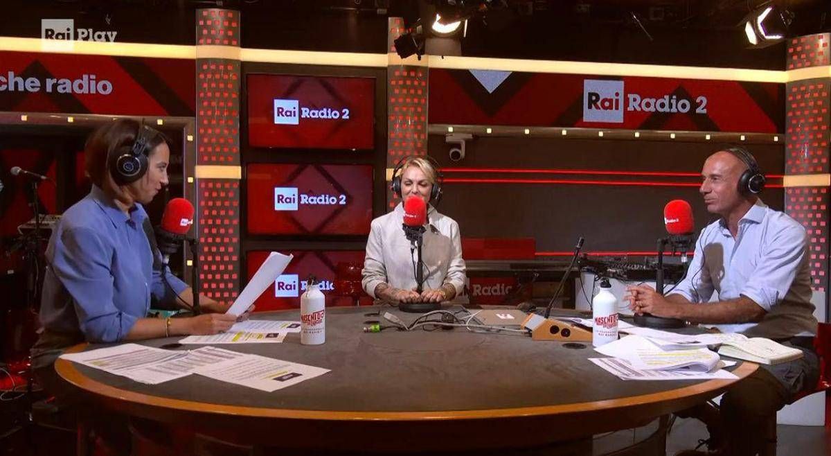 Francesca Pascale: "Spiavo il cellulare di Berlusconi, volevo farlo pedinare" - 