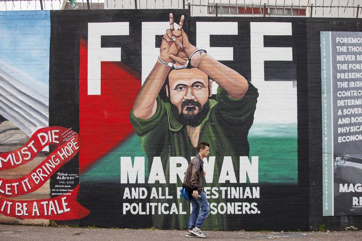 Marwan Barghouti, chi è il leader palestinese in testa ai sondaggi come futuro presidente Anp -