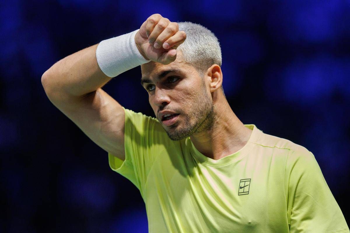 Alcaraz horror a Parigi, lo sfogo con Ferrero: "Sto sbagliando tutto" -