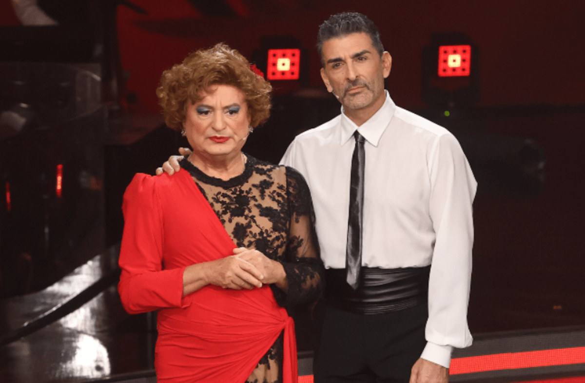 Ballando, Simone Di Pasquale: "Oggi ho salutato mamma per l'ultima volta" -