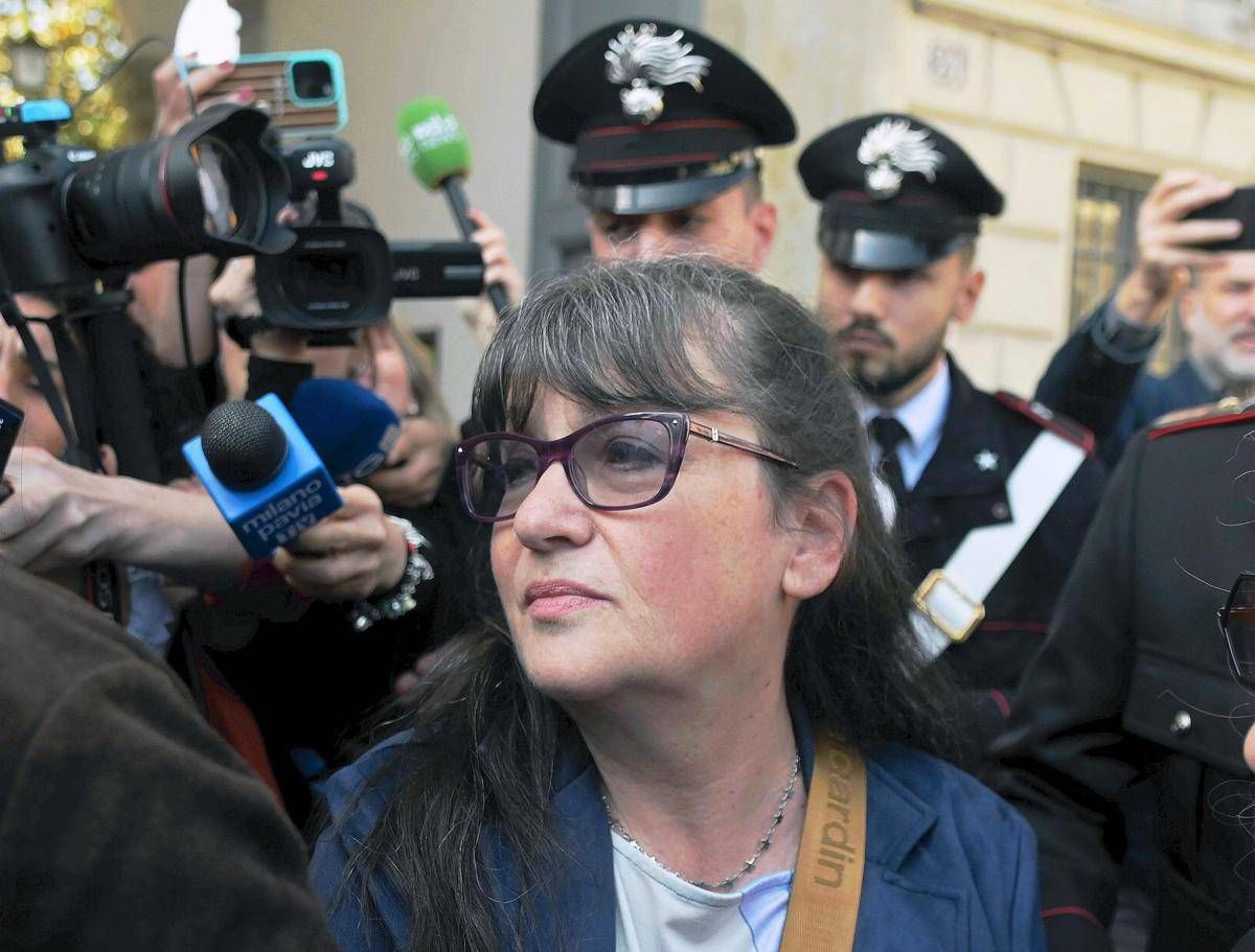 Garlasco, malore per la madre di Sempio: Daniela Ferrari portata in ospedale -
