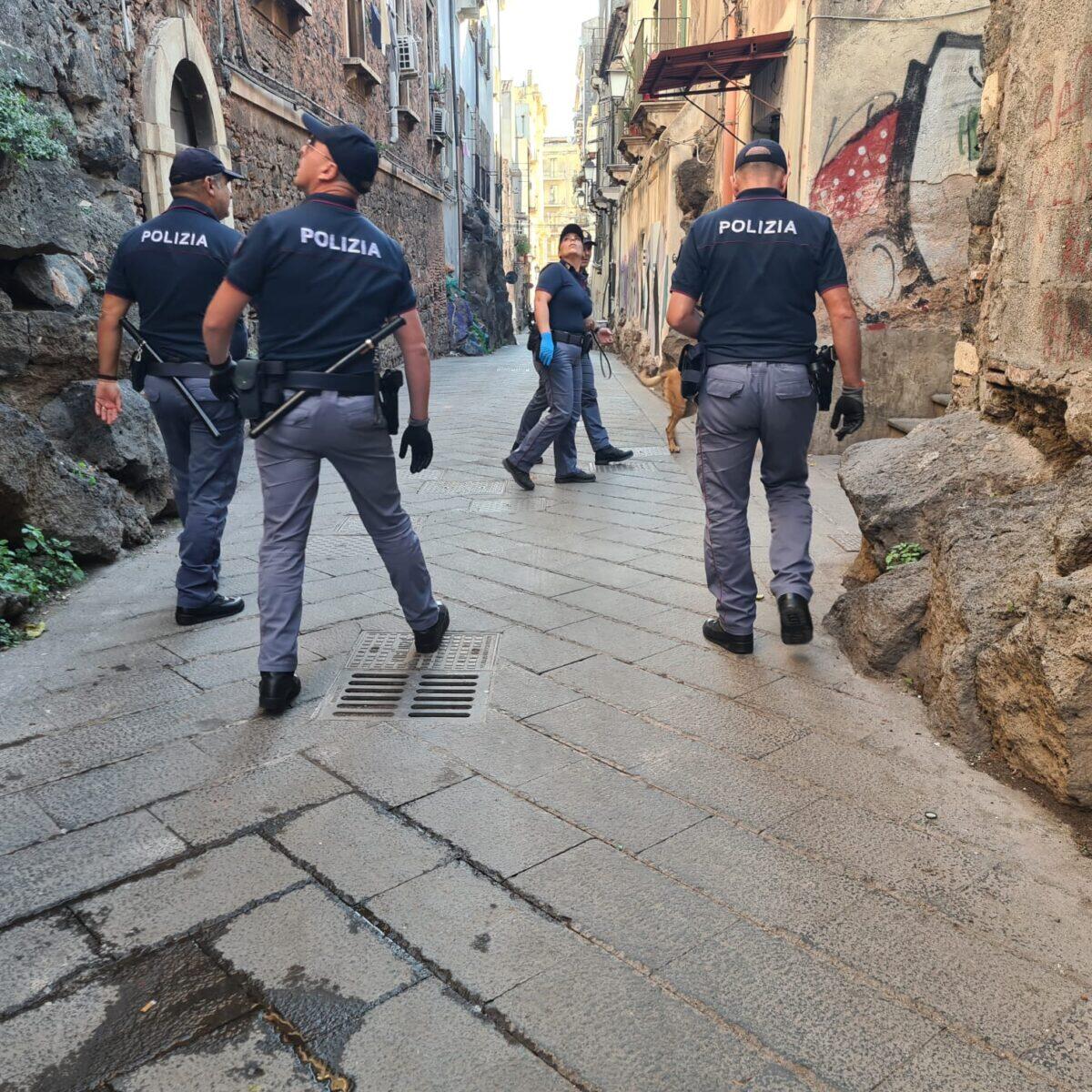 Polizia e Catania | Scoperto un bar abusivo e sanzioni da 1.500 euro: cosa nasconde davvero il centro città? - 
