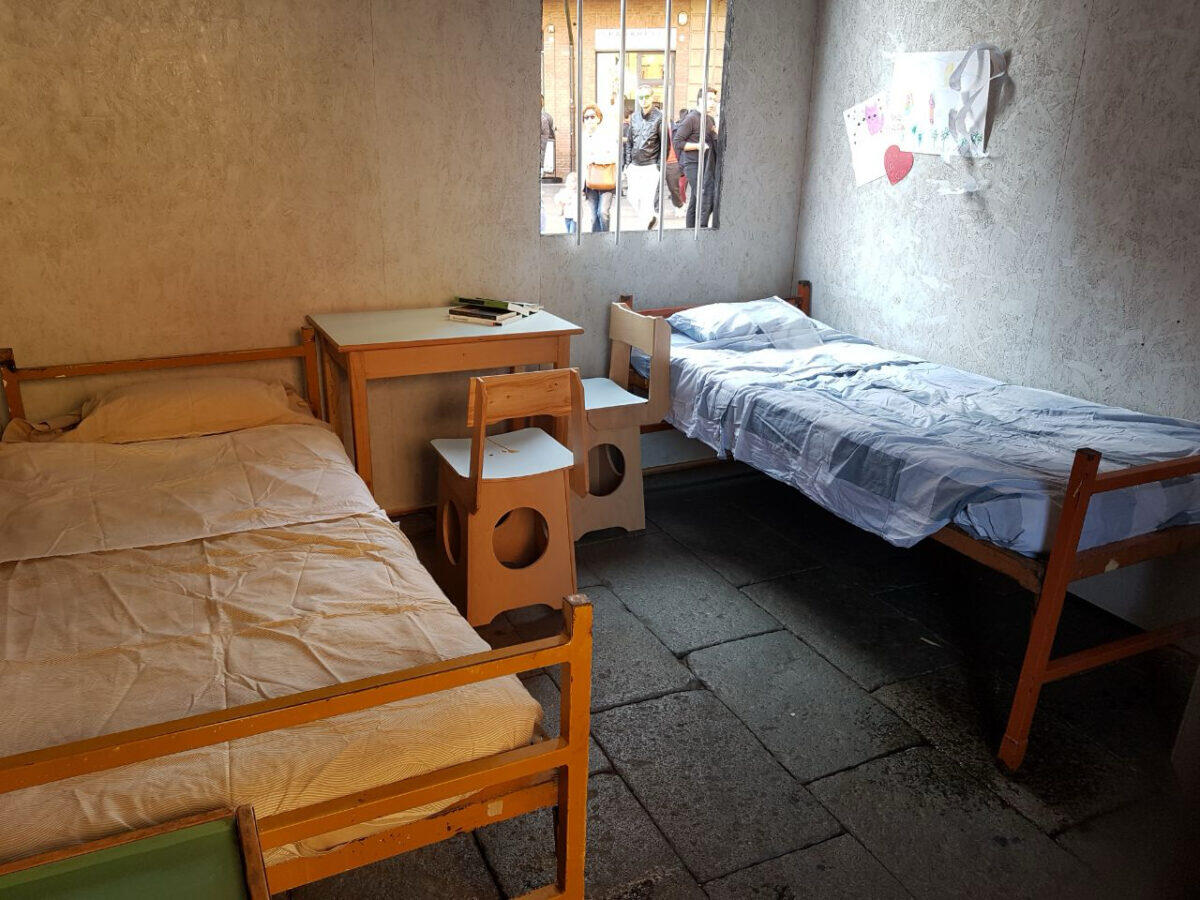 La cella al centro di Bologna | Perché la situazione carceraria è più drammatica di quanto pensi! -