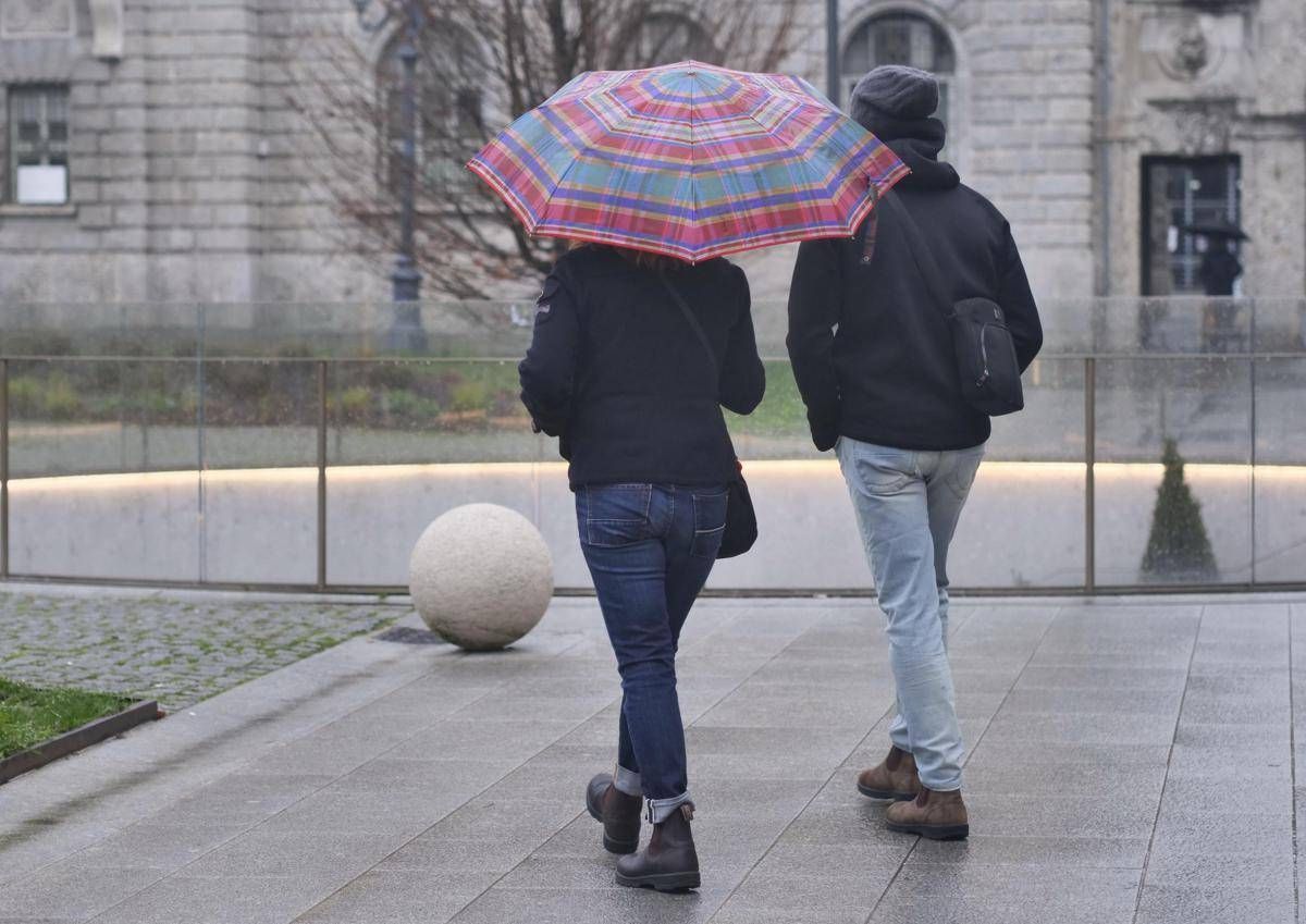 Maltempo oggi sull'Italia, piogge e temporali: è allerta - 