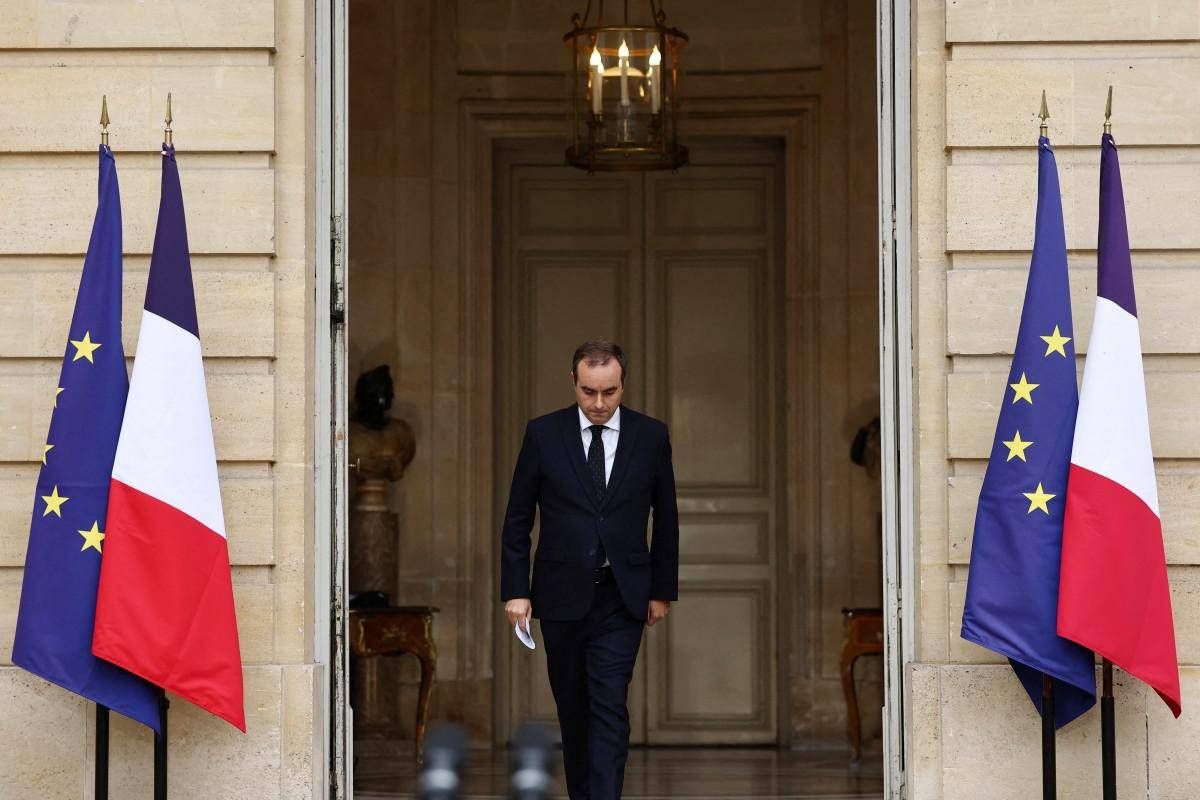 Francia, Lecornu si dimette: è il premier con il mandato più breve della Quinta Repubblica - 