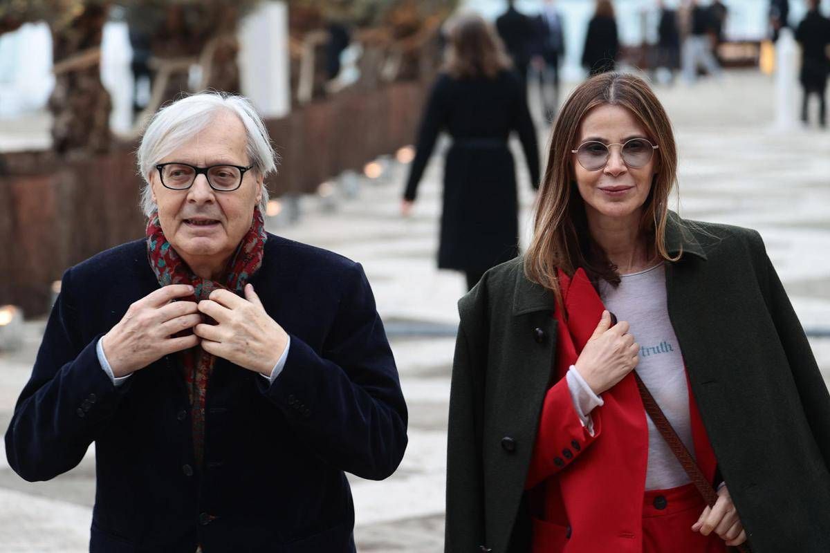 Sabrina Colle: "Mia vita dedicata alla ripresa di Sgarbi. Io megera? Calunnia" -