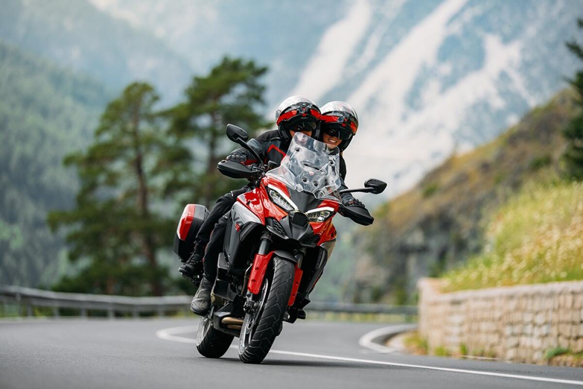 Ducati e Art: la rivoluzione tecnologica che trasformerĂ la tua esperienza di guida | Sei pronto a cavalcare il futuro delle moto? -