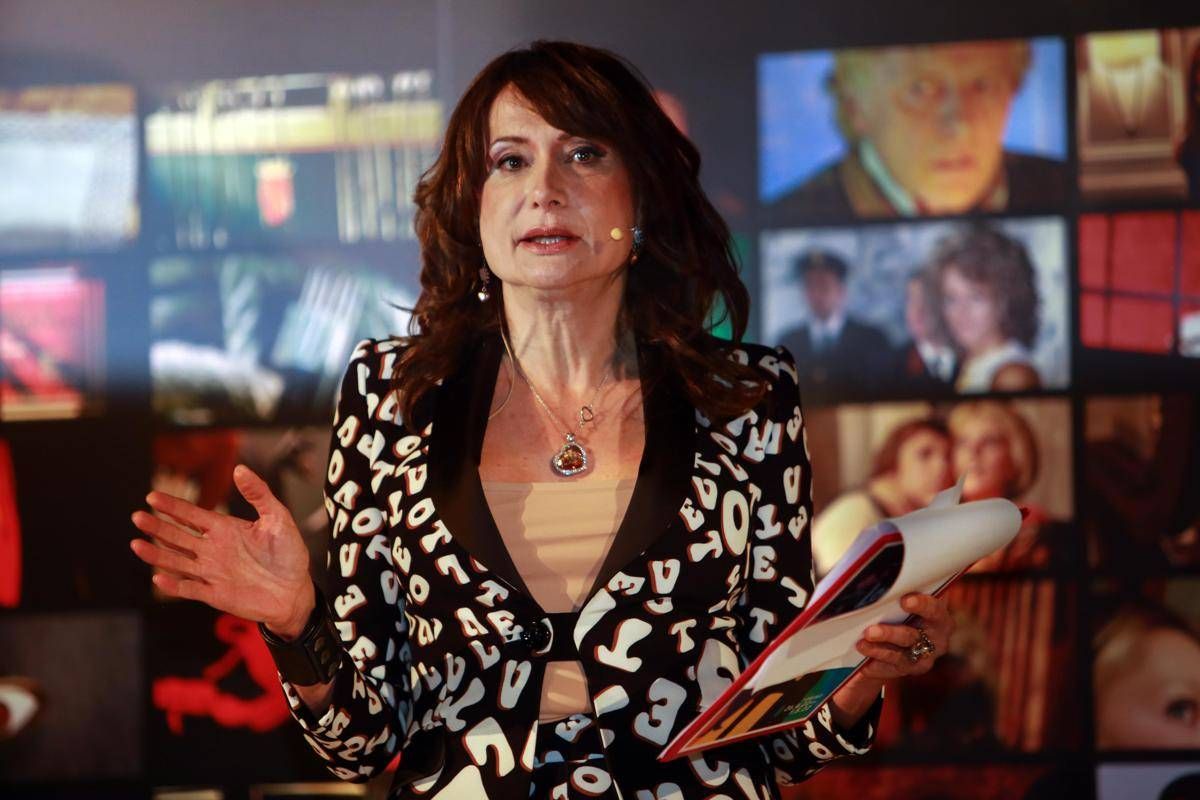 Femminicidio a Milano, Luxuria ricorda Pamela Genini: "Raggio di sole sul set" -