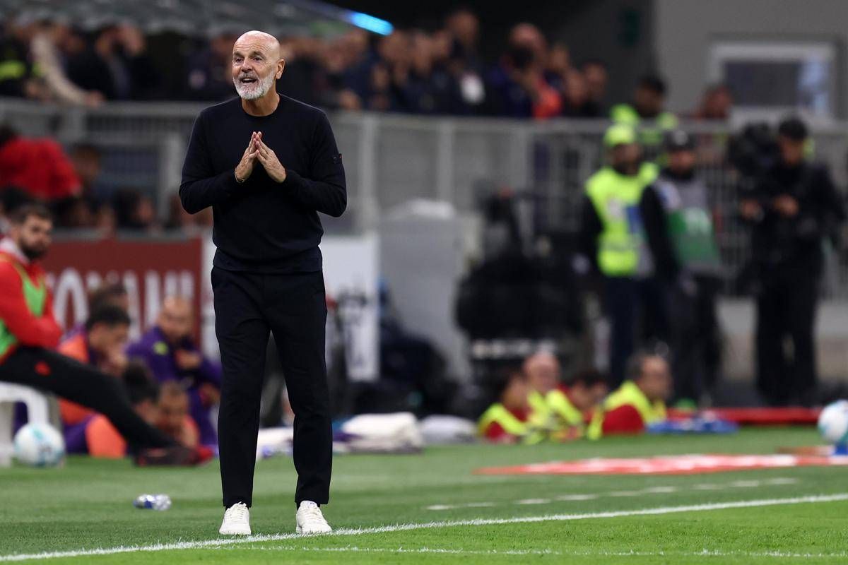 Milan-Fiorentina 2-1, Pradé non ci sta: "Rigore scandaloso". Pioli: "Così invitiamo i giocatori a simulare" -