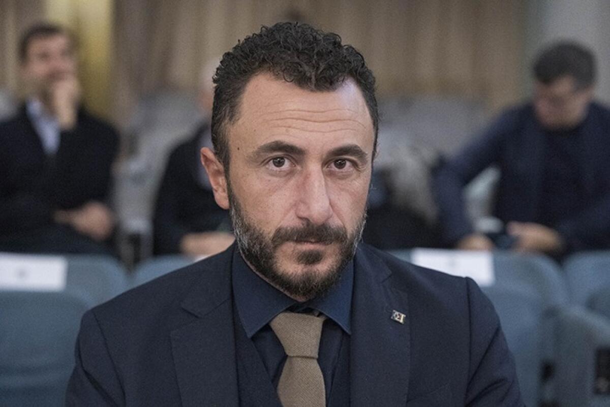 Sparo di Capodanno in festa | Il deputato scagionato per le munizioni, ma la verità è più complicata! - 