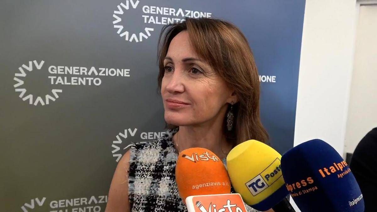 Rovere (Poste): "I lavoratori senior trasmettono esperienza a nuove generazioni" -